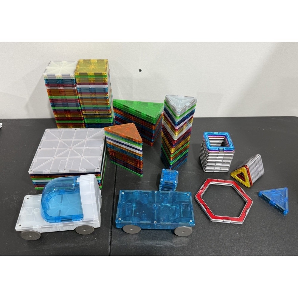Lot of 138 Magna-Tiles Building Magnets STEM Learning Toys + 34 Off Brand